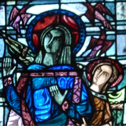 Maria ten Hemelopneming fragment glas-in-lood Augustinuskerk